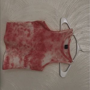 white and pink tie-dye sleeveless top
